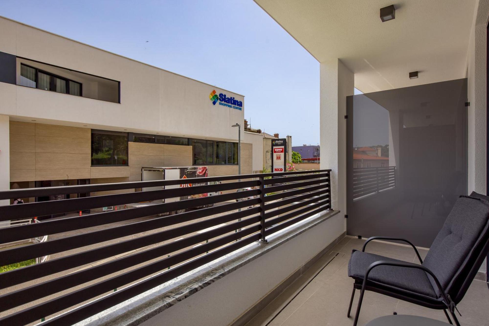 Belinda Apartments With Balcony أوباتيا المظهر الخارجي الصورة