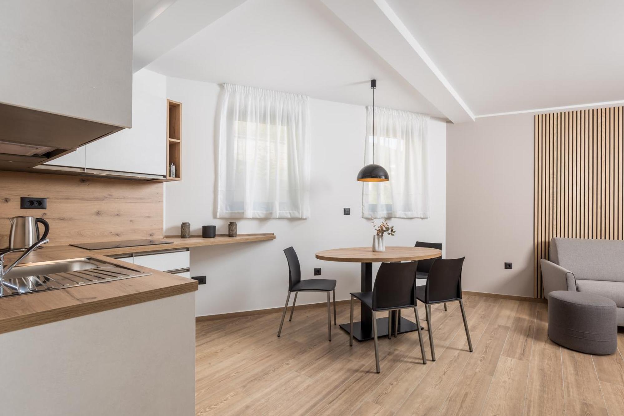 Belinda Apartments With Balcony أوباتيا المظهر الخارجي الصورة