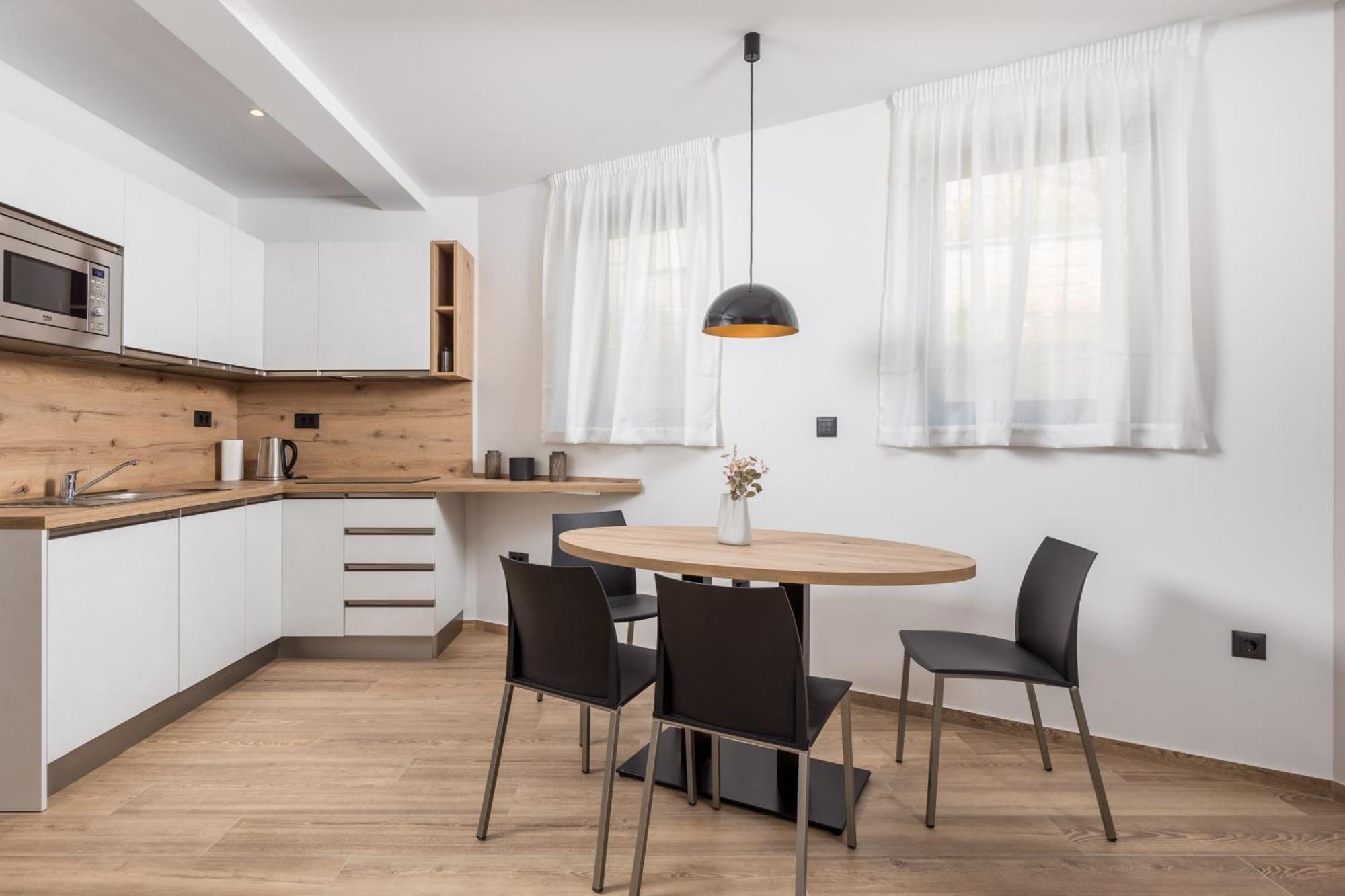 Belinda Apartments With Balcony أوباتيا المظهر الخارجي الصورة