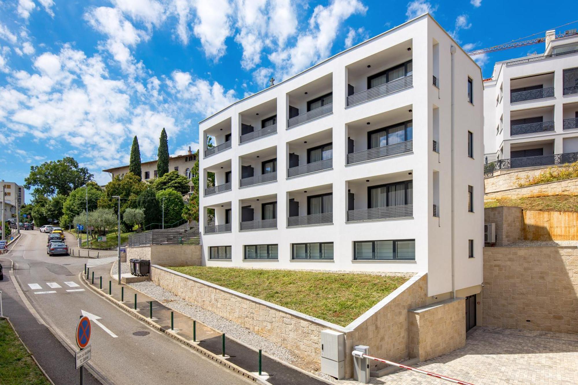 Belinda Apartments With Balcony أوباتيا المظهر الخارجي الصورة
